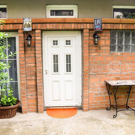 Agape Apartman Semêndria Exterior foto